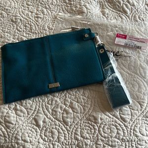 New Thirty-One Teal Affair Pebble Clutch/Wristlet